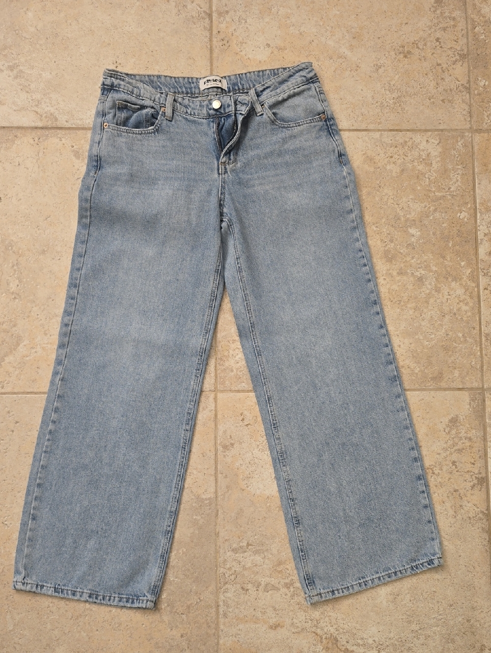 RSQ Light Blue Straight Leg Women’s Jeans